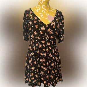 Black pink floral lace insert fit flare twee v neck tea dress